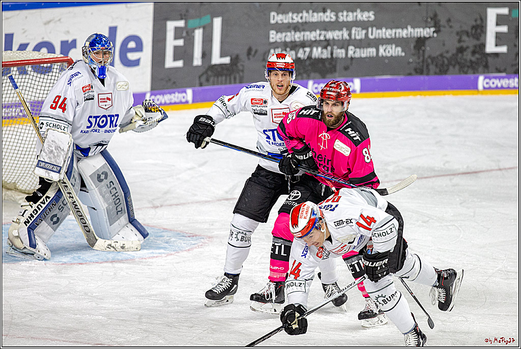 DEL; Koelner Haie - Schwenninger Wild Wings, 07.10.2018